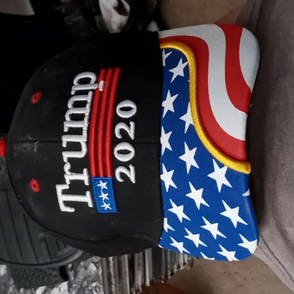 Trump 2020 election hat - Picture 1 of 4